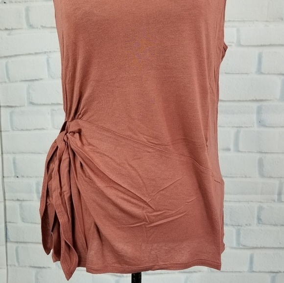 Trouve size l sleeveless stretch knit top side tie - Picture 5 of 8